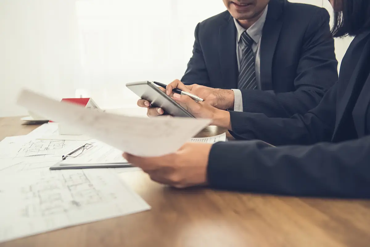 Transparency in the Hot Seat: Inside Phoenix HOA Financial Conversations